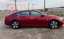 نيسان ألتيما